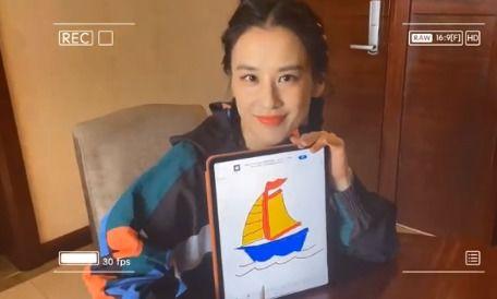 乘风破浪吃瓜群众评论,吃瓜群众热议，揭秘网络评论背后的故事